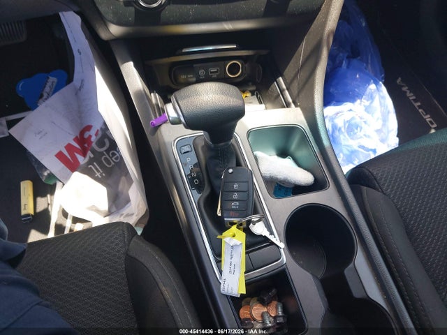 صورة مصغرة 11 لـ 2016 KIA OPTIMA LX