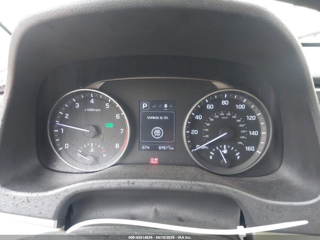 صورة 7 لـ 2017 Hyundai ELANTRA SE