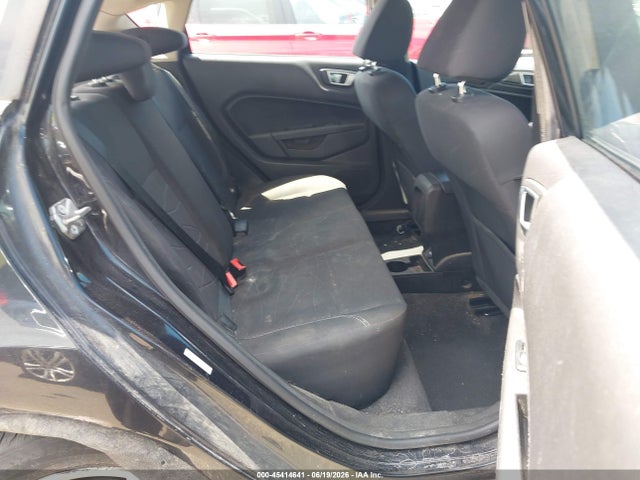 صورة 8 لـ 2015 FORD FIESTA SE