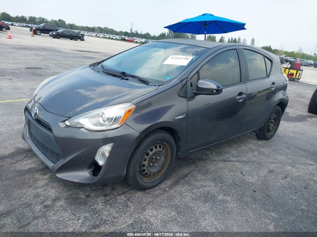 2016 Toyota PRIUS C ONE — фото 2