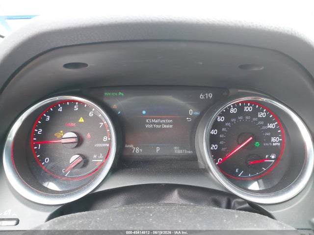 2020 Toyota CAMRY XSE V6 photo 7