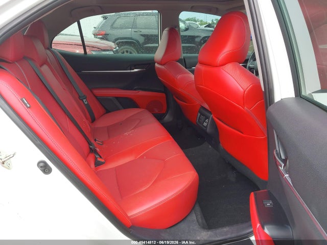 2020 Toyota CAMRY XSE V6 photo 8