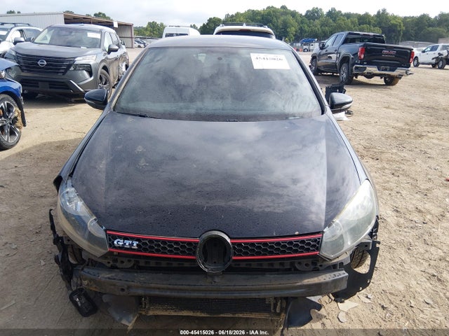 2013 Volkswagen GTI WOLFSBURG EDITION — миниатюра 13