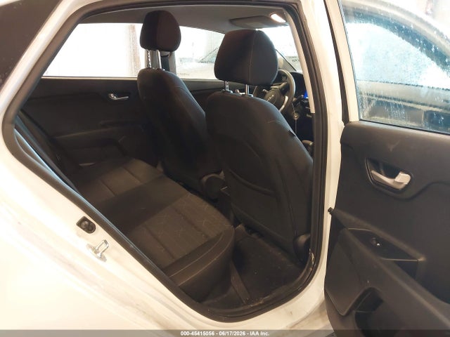 صورة 8 لـ 2022 KIA RIO LX