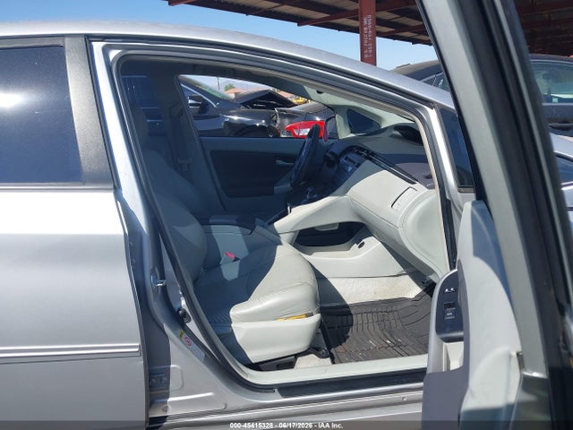 2010 Toyota PRIUS IV — фото 5
