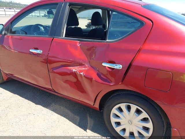 2016 Nissan VERSA 1.6 SV — фото 6