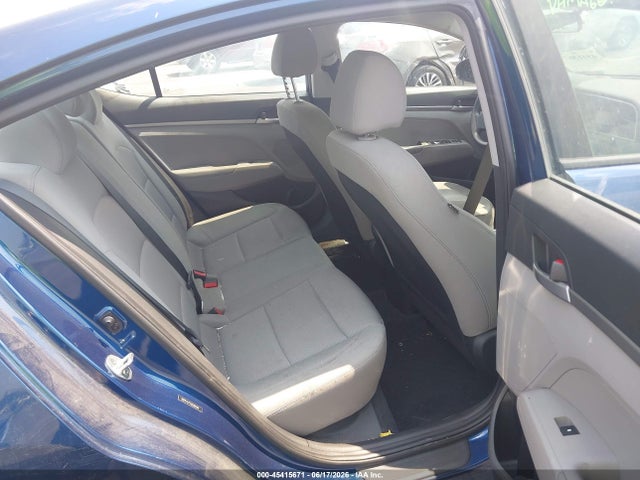 صورة 8 لـ 2018 Hyundai ELANTRA SE