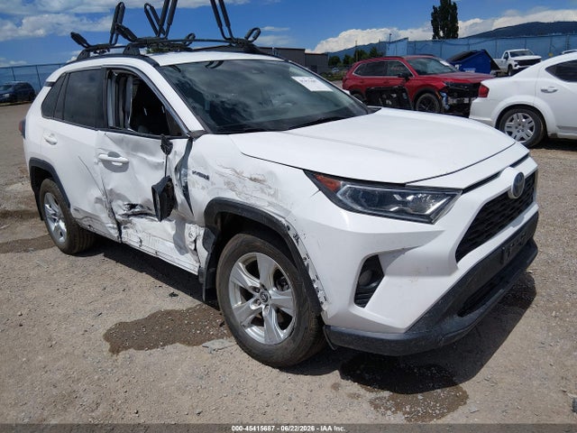 2020 TOYOTA RAV4 XLE