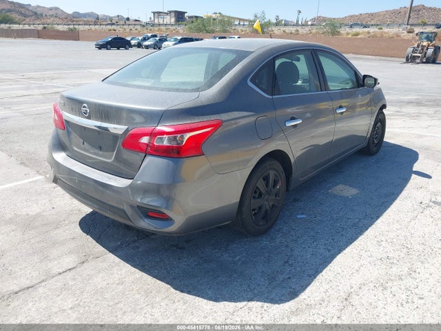 2018 Nissan SENTRA S 照片 4