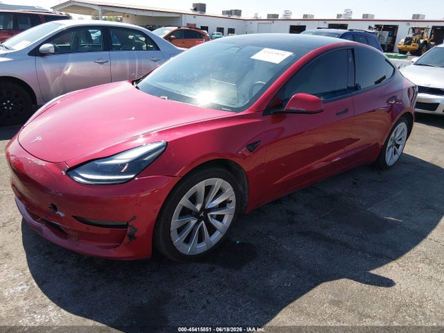 صورة 2 لـ 2021 Tesla MODEL 3 STANDARD RANGE PLUS REAR-WHEEL DRIVE