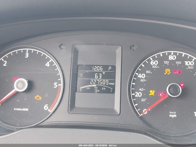 2011 Volkswagen JETTA 2.0L TDI — фото 7