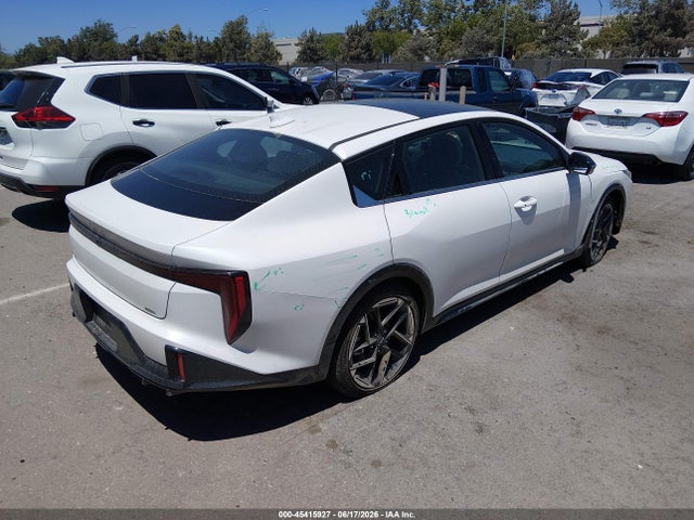 صورة 4 لـ 2025 KIA K4 GT-LINE