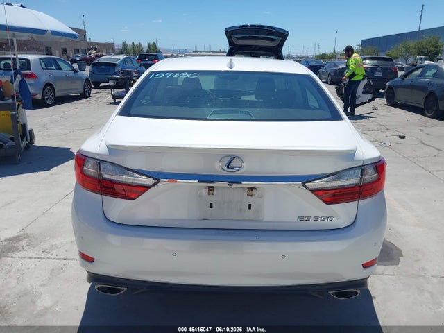 صورة مصغرة 16 لـ 2018 Lexus ES 350