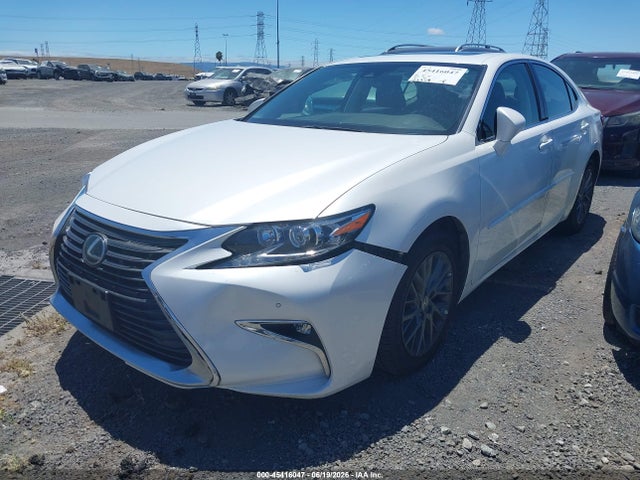 صورة 2 لـ 2018 Lexus ES 350