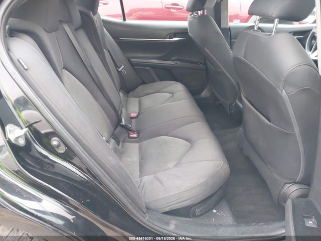 2020 Toyota CAMRY LE HYBRID photo 8