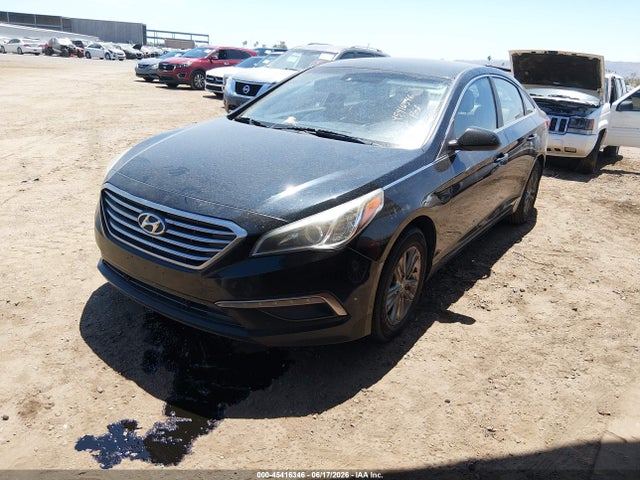 2015 Hyundai SONATA SE — фото 2