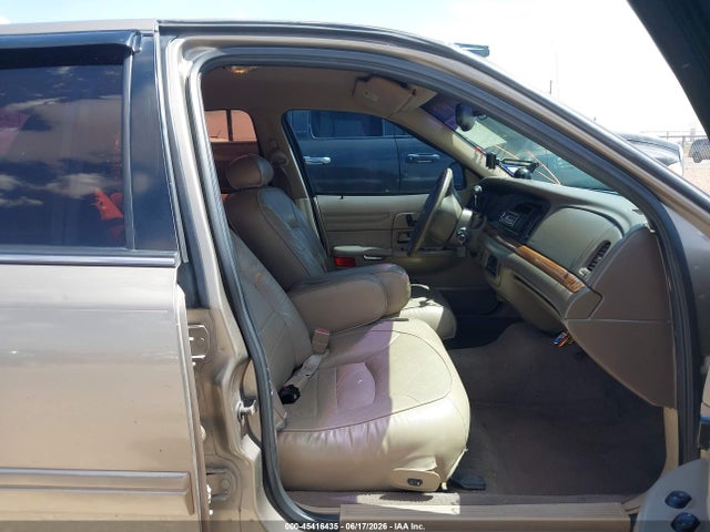 2001 FORD CROWN VICTORIA LX photo 5