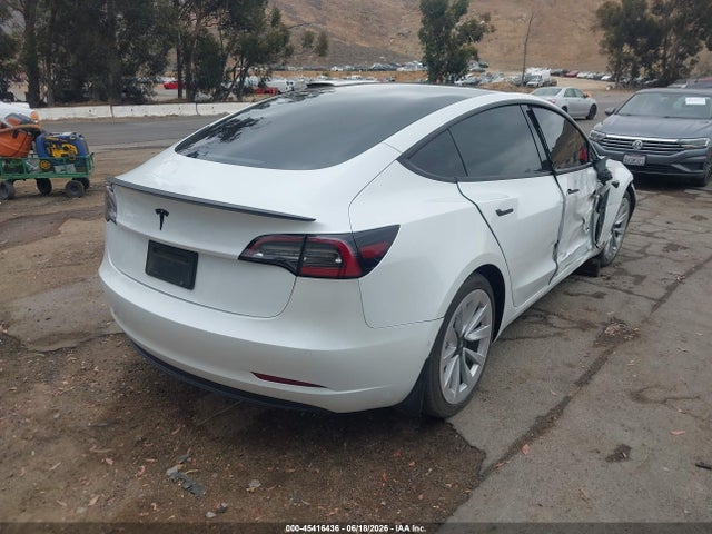 صورة 4 لـ 2021 Tesla MODEL 3 STANDARD RANGE PLUS REAR-WHEEL DRIVE