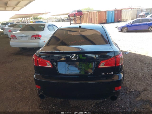 2012 Lexus IS 250 — миниатюра 16