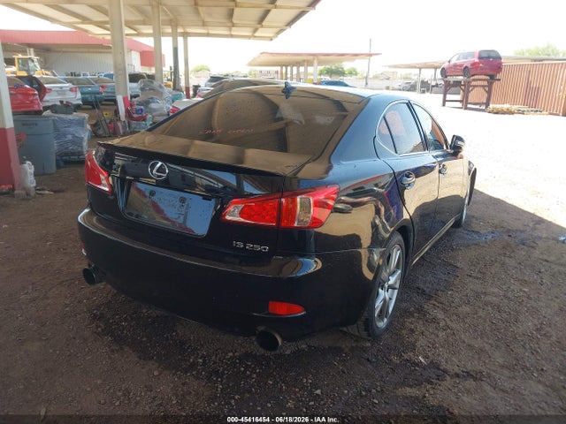 صورة 4 لـ 2012 Lexus IS 250
