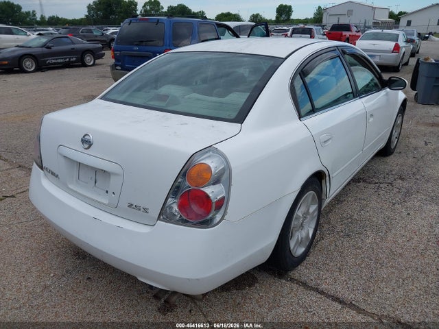 2002 Nissan ALTIMA 2.5 S — фото 4