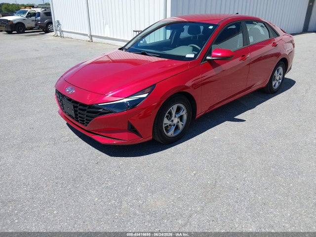 2021 Hyundai ELANTRA SE 照片 2
