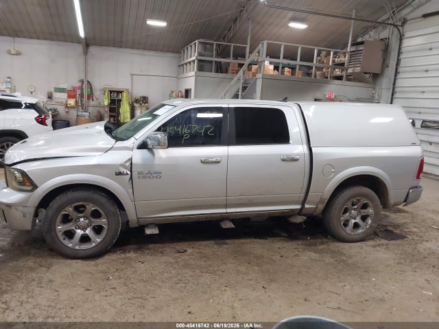 2014 RAM 1500 LARAMIE 照片 14