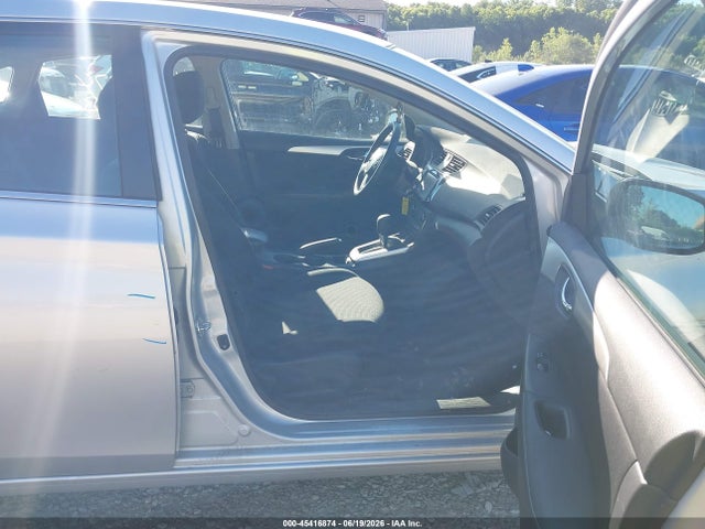 2019 Nissan SENTRA S 照片 5