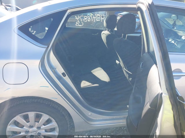 2019 Nissan SENTRA S 照片 8