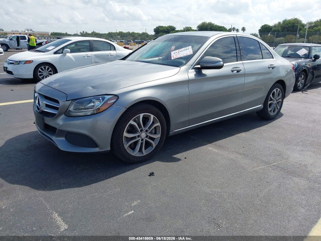 2015 Mercedes-BENZ C 300 4MATIC 照片 2