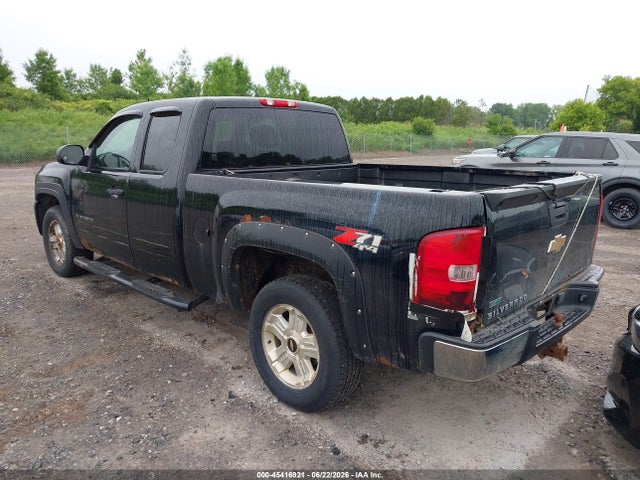 2010 Chevrolet SILVERADO 1500 LT — фото 3