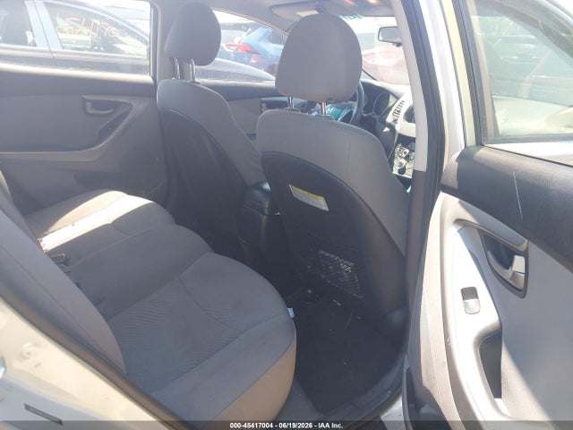 2016 Hyundai ELANTRA SE — фото 8