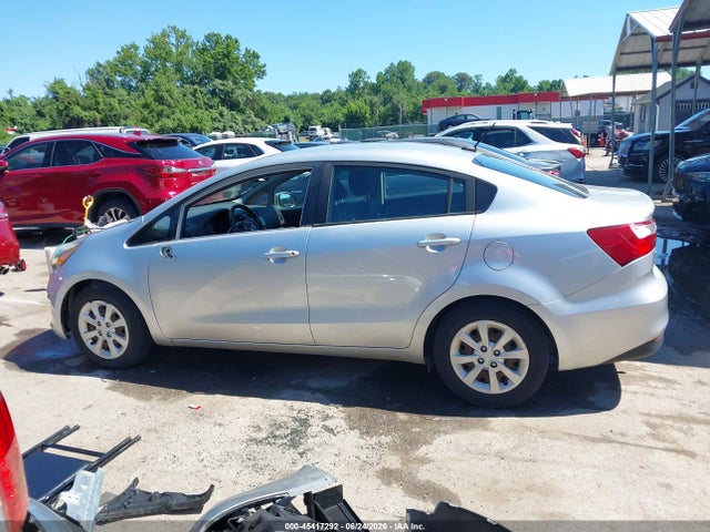 صورة مصغرة 15 لـ 2016 KIA RIO LX