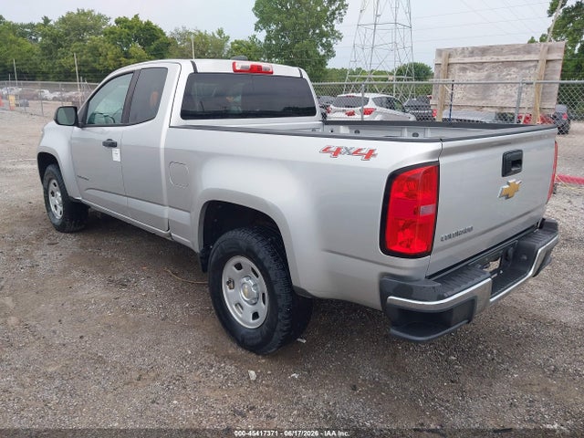 صورة 3 لـ 2017 Chevrolet COLORADO 4WD WT