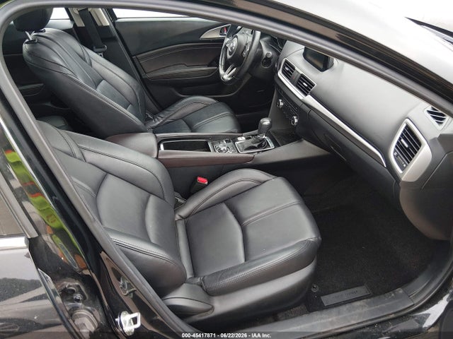 صورة 5 لـ 2018 Mazda MAZDA3 TOURING