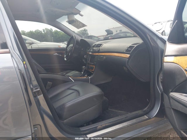 2007 Mercedes-BENZ E 350 4MATIC photo 5