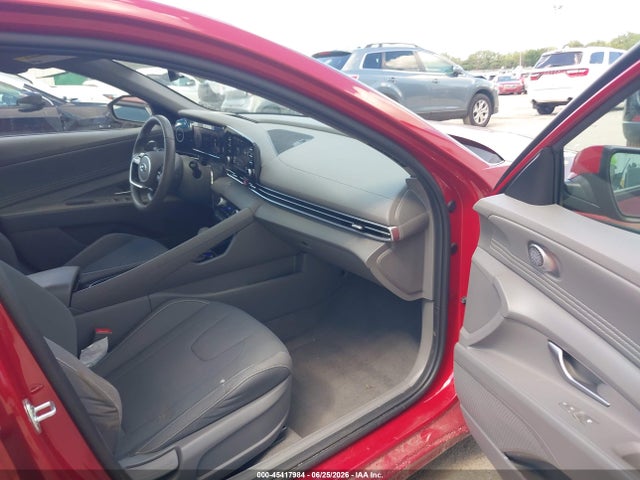 صورة 5 لـ 2022 Hyundai ELANTRA SEL