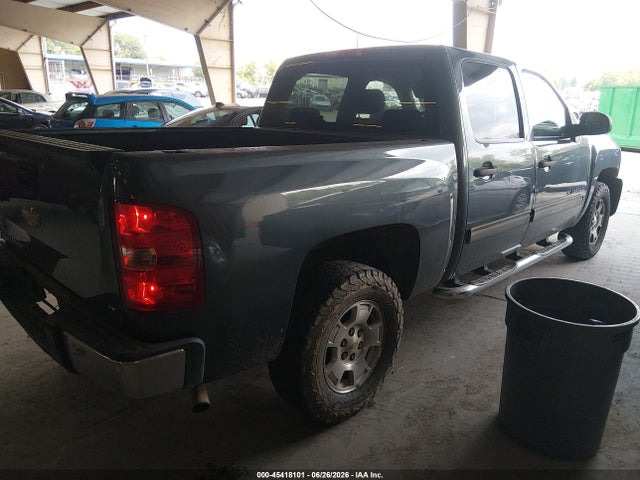 2011 Chevrolet SILVERADO 1500 LT — фото 4