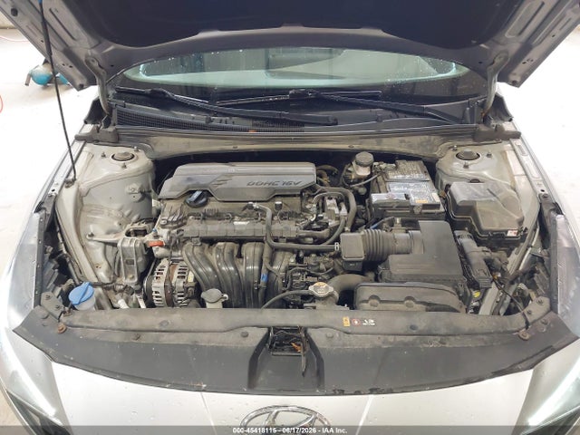 صورة 10 لـ 2021 Hyundai ELANTRA SE