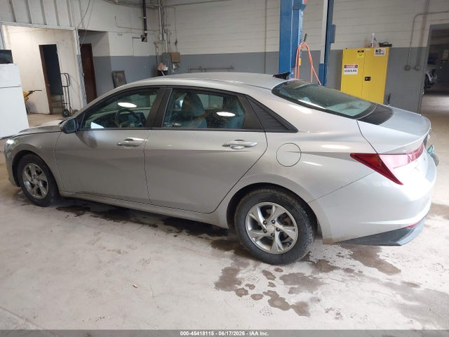 صورة 6 لـ 2021 Hyundai ELANTRA SE
