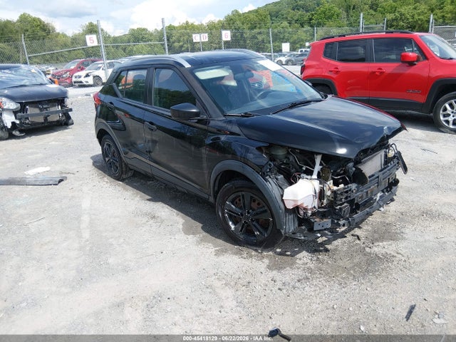 2018 NISSAN KICKS S
