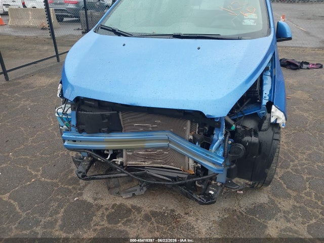 صورة 6 لـ 2014 Chevrolet SPARK LS AUTO