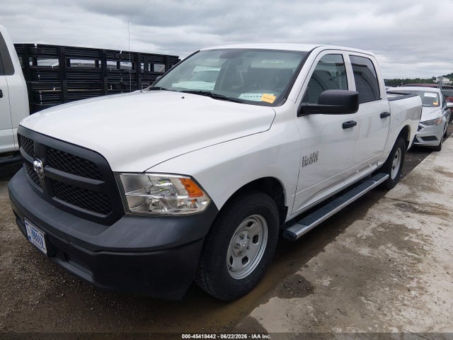 صورة 2 لـ 2018 RAM 1500 TRADESMAN 4X2 5'7 BOX