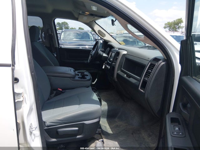 2017 RAM 1500 照片 5