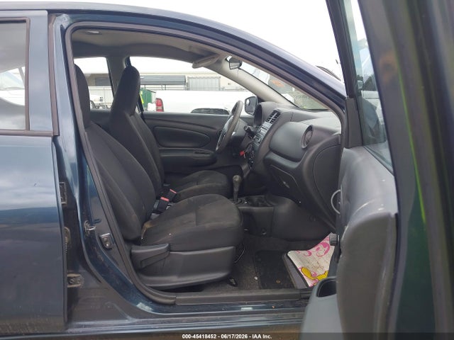 2016 Nissan VERSA 1.6 S+ 照片 5