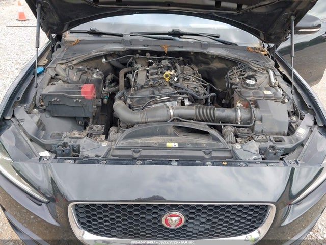 2017 Jaguar XE 25T PREMIUM — фото 10