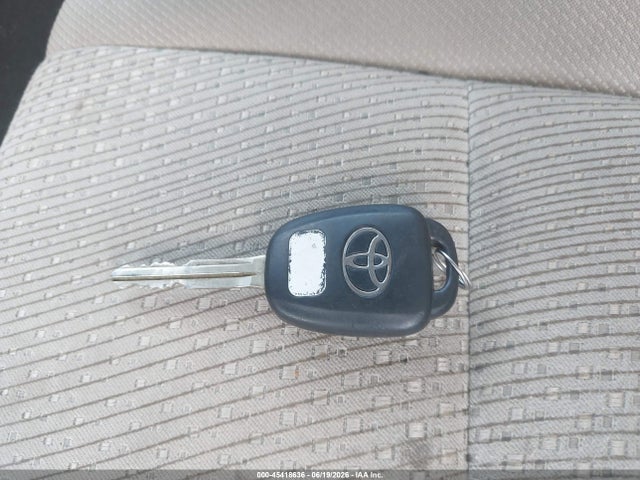 2013 Toyota CAMRY LE — миниатюра 11