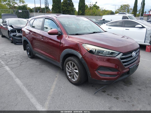 2016 HYUNDAI TUCSON SE