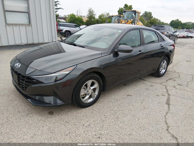 2021 Hyundai ELANTRA SE 照片 2
