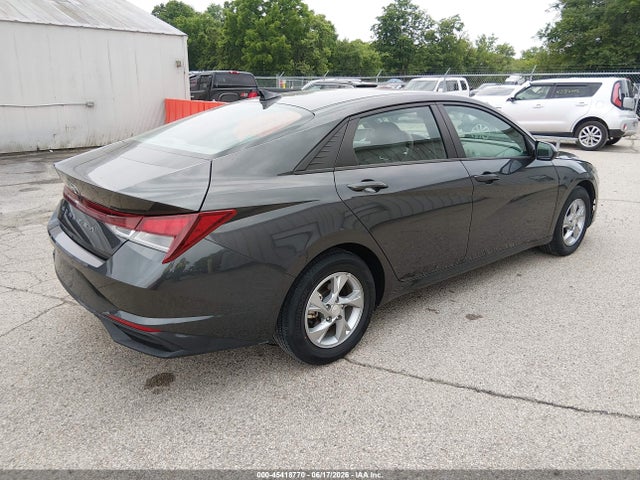 2021 Hyundai ELANTRA SE 照片 4